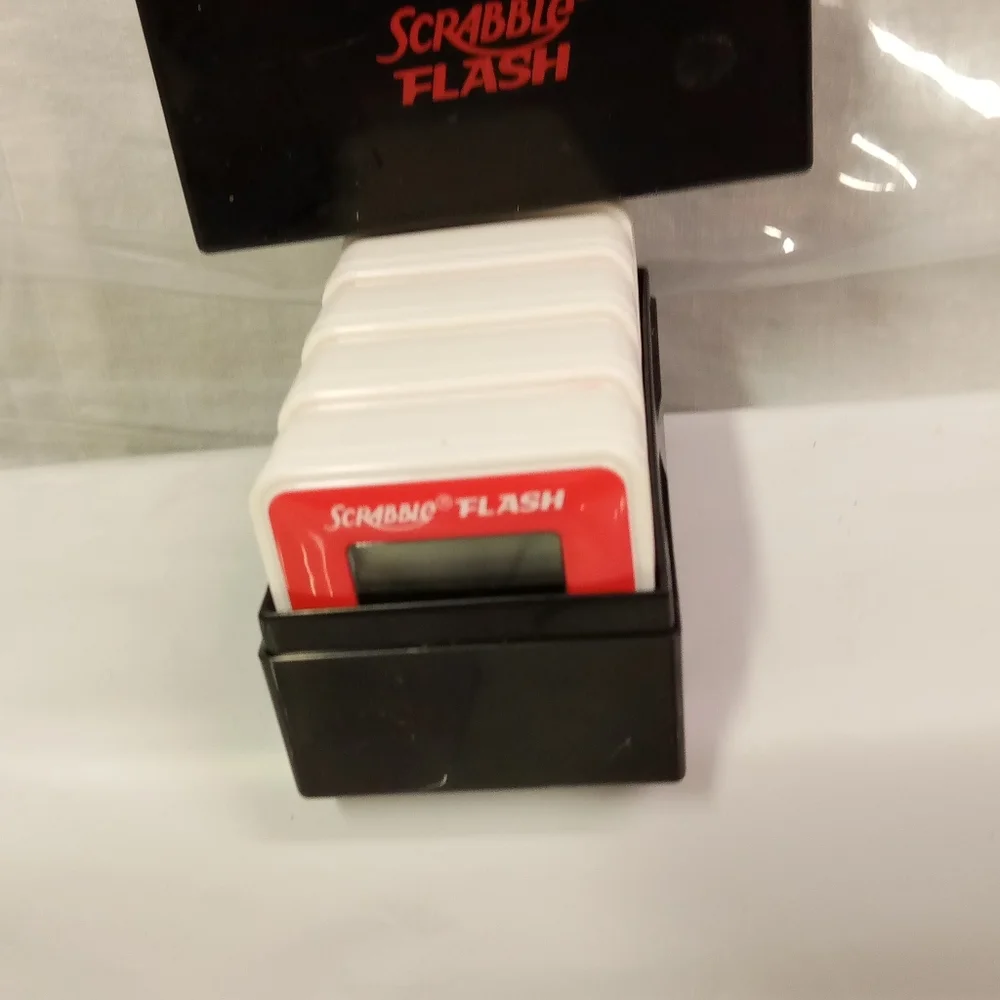 Scrabble Flash Electronic Word Spelling Game 2010 Hasbro NWOT